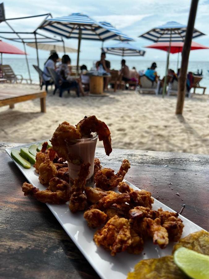 Isla BarúCabanas W公寓式酒店 外观 照片